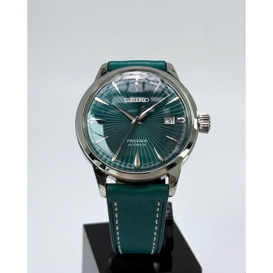 Custom Seiko Mod • Peacock Mint Green Fluted Presage on Leather strap • 40.5mm